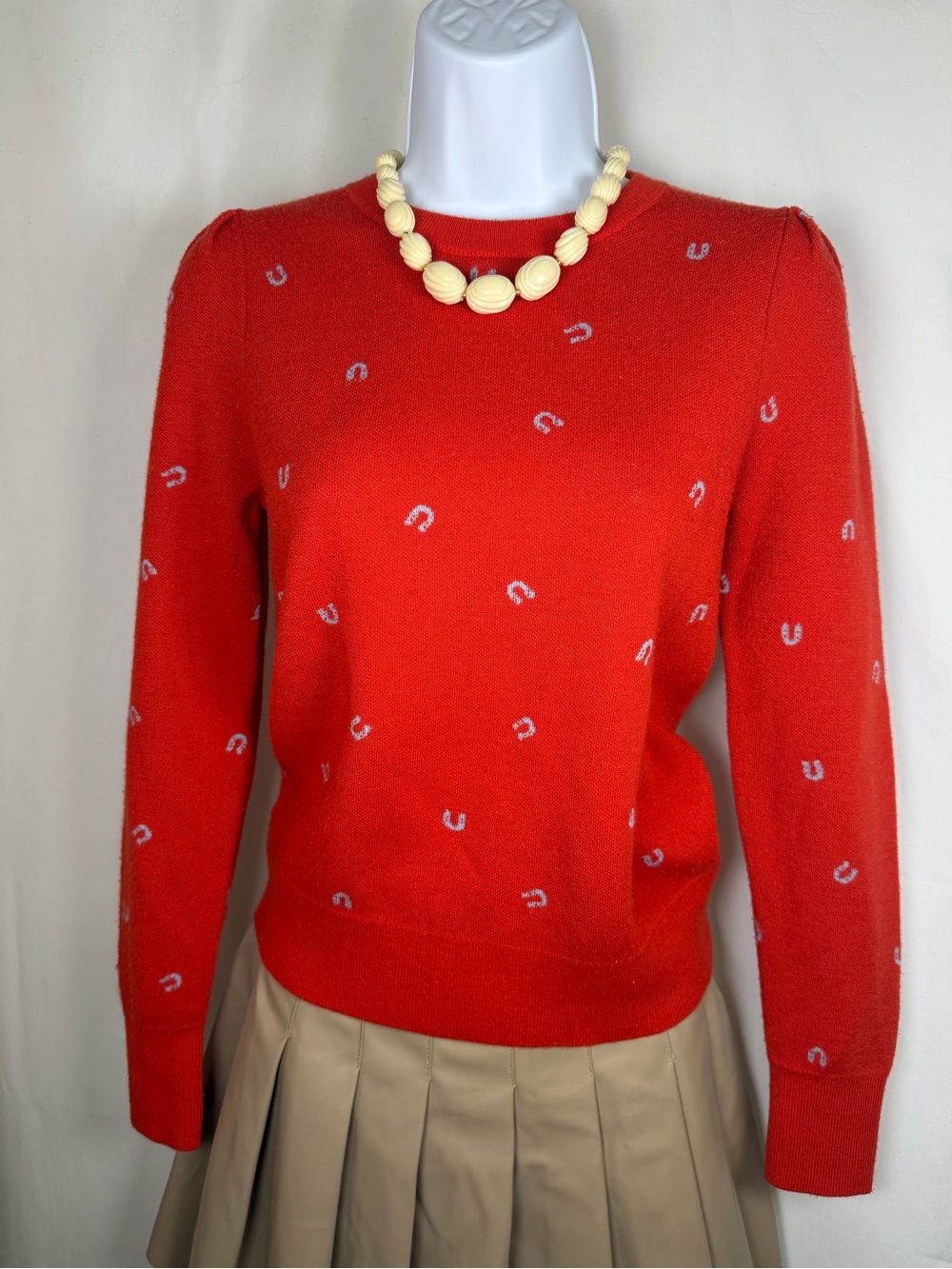 Banana Republic Merino Wool Horseshoe Puff Sleeve Sweater – Small